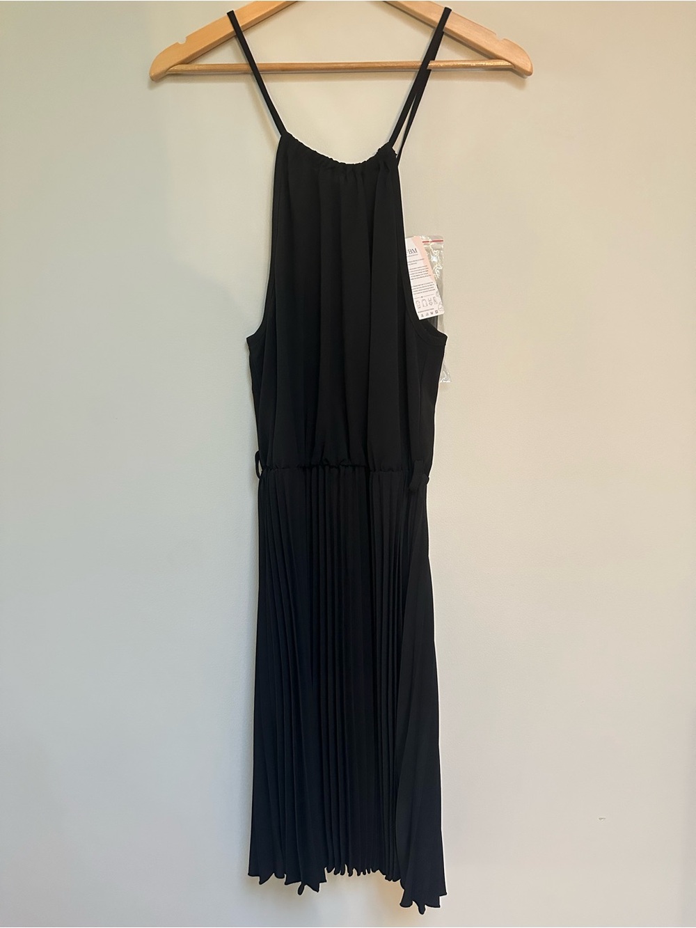 BTFBM Black Pleated Dress NWT Women’s Small Adjustable‎ Straps Waist Tie